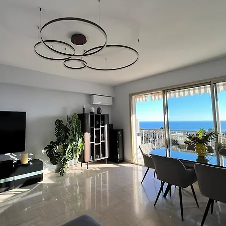 Blue Riviera Luxe شقة *